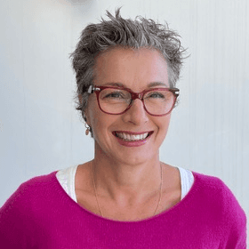 Photo of Sandra Davey
