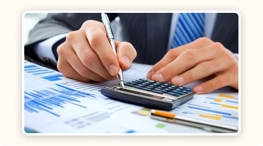 Man with suit calculating