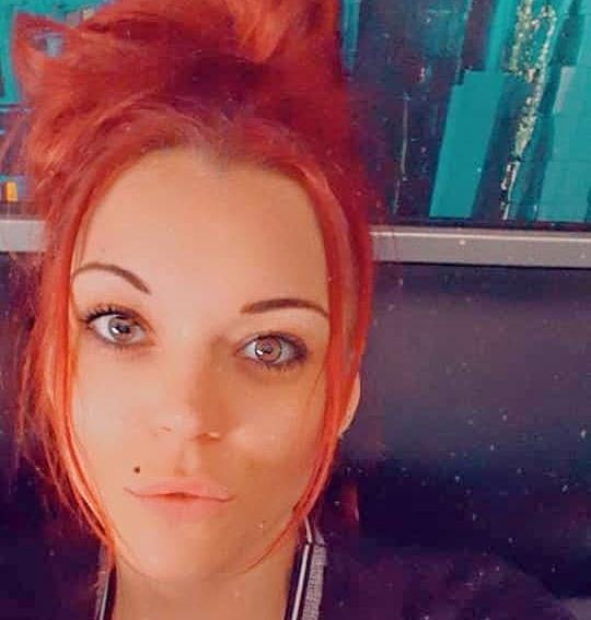 Jessy aus dem Team von Fundament der Hoffnung