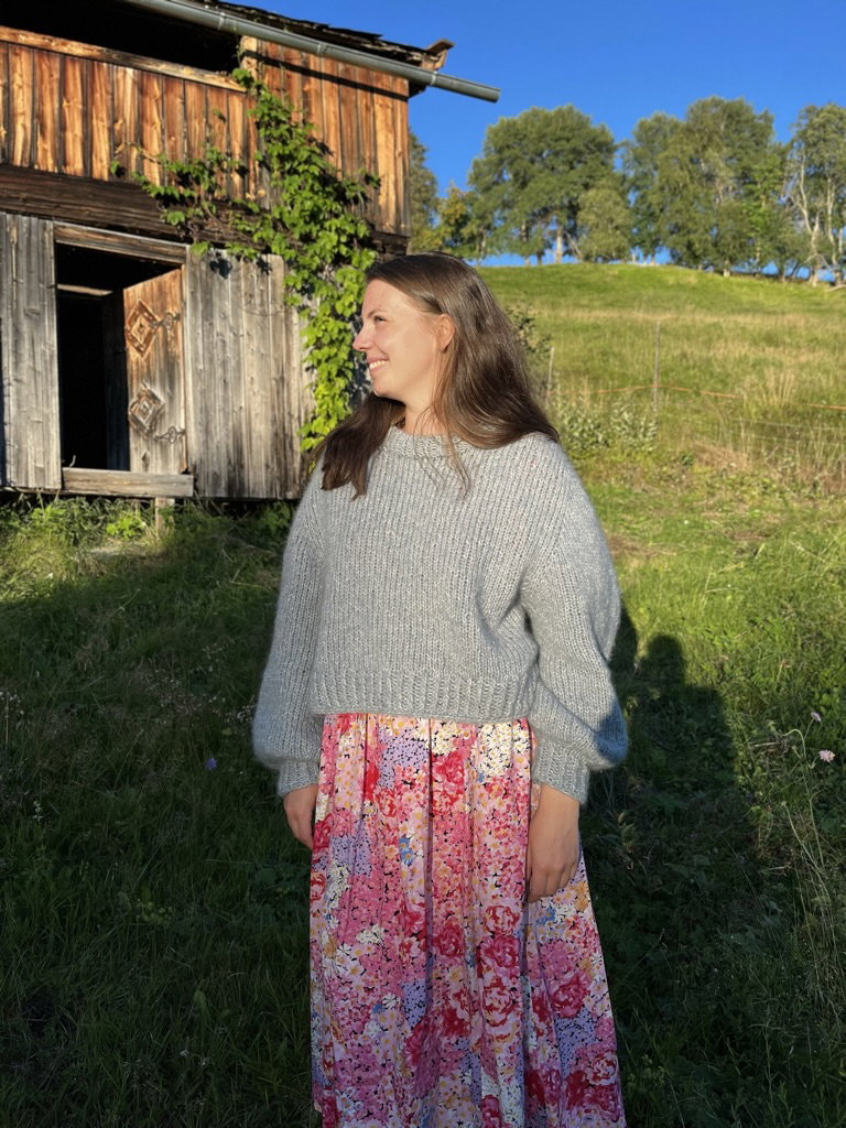Clara knitting pattern by Meliora