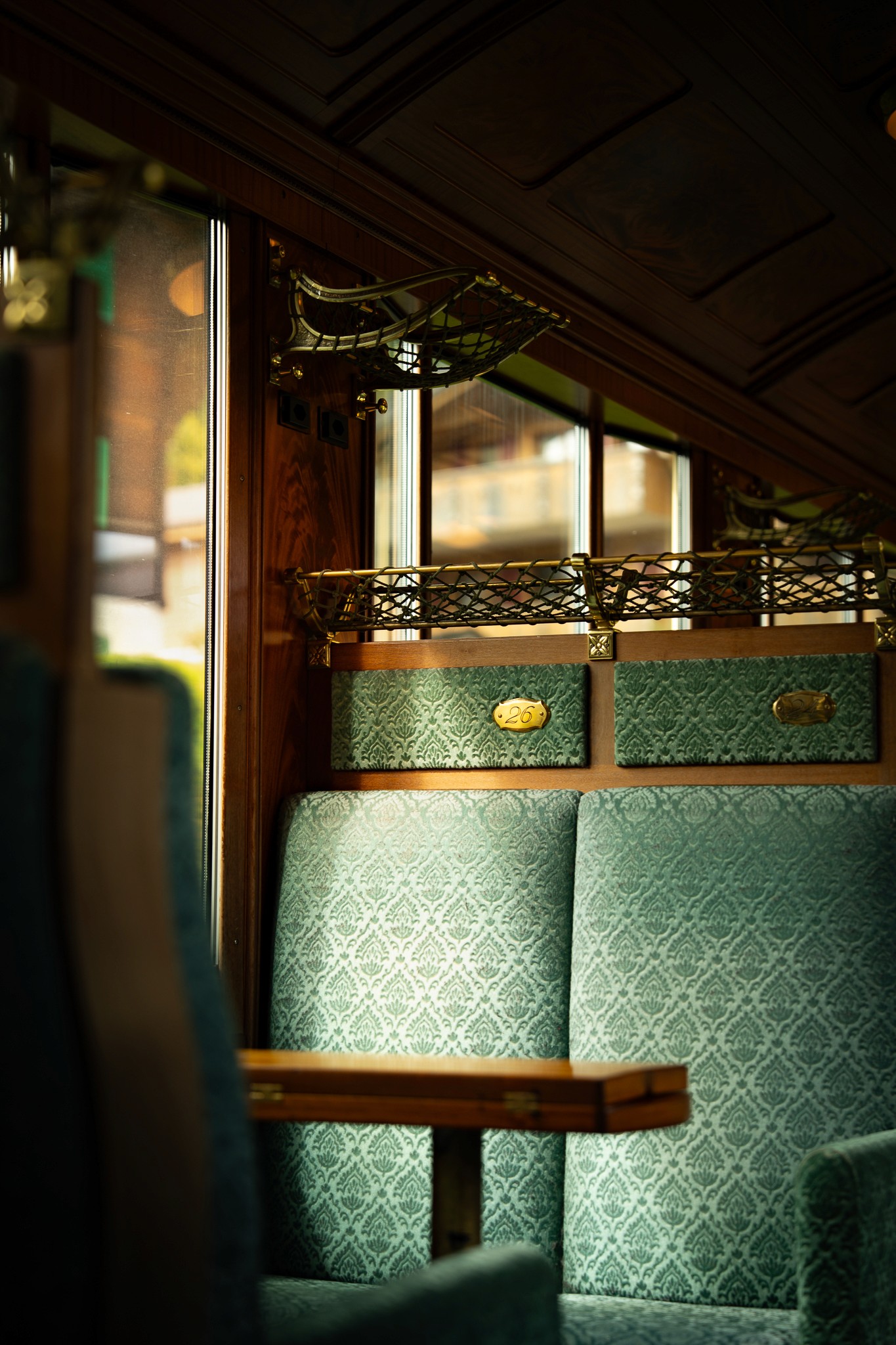 la belle époque train moddy cinematic train