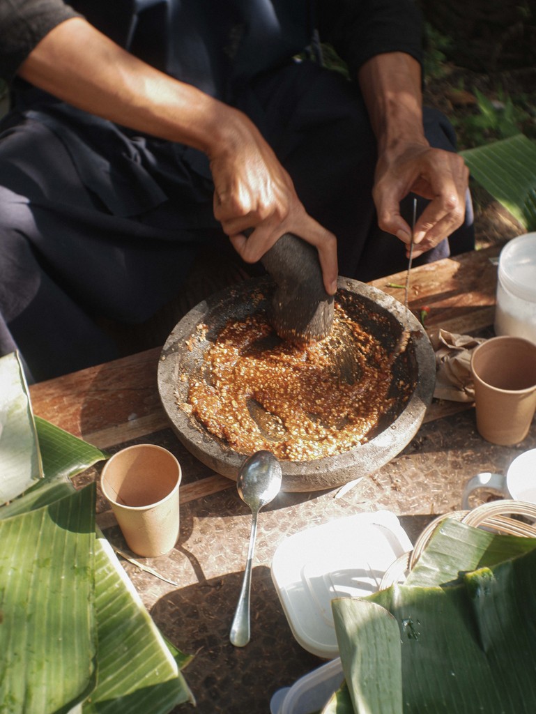 Bujana (Busana dan Jamuan Nusantara) | Ruas Bambu Nusa