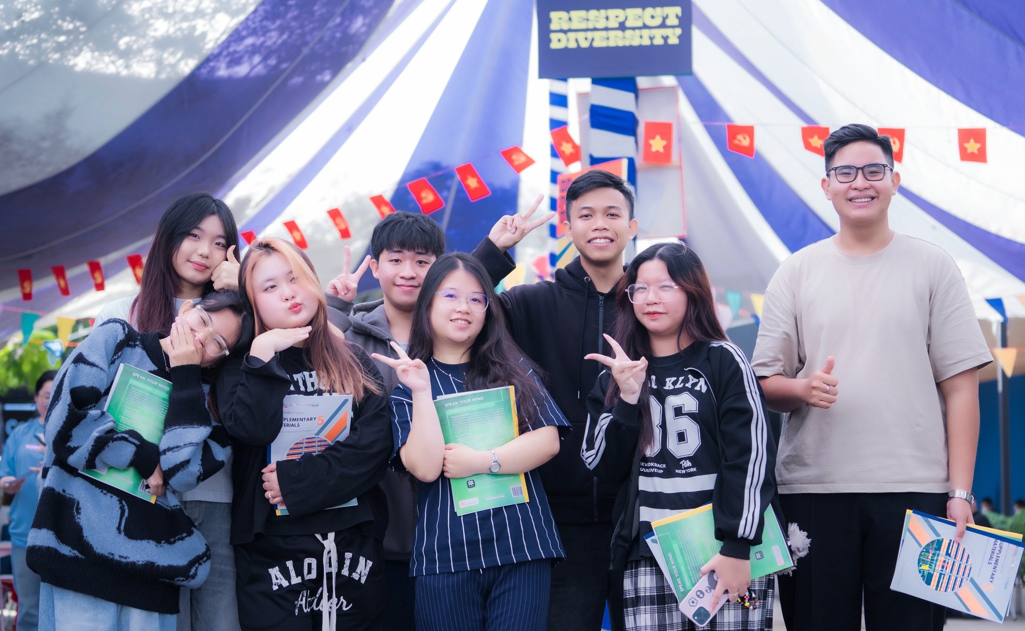 Phương châm "Tôn trọng sự khác biệt", Tinh thần Giáo dục khai phóng tại HSU