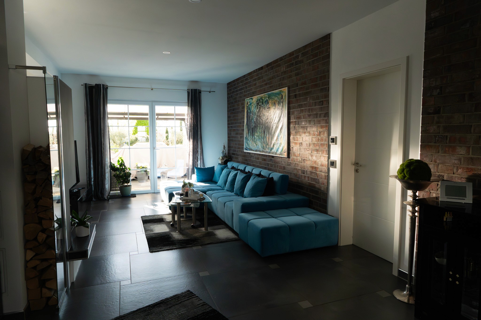 Image of Minimalist interior