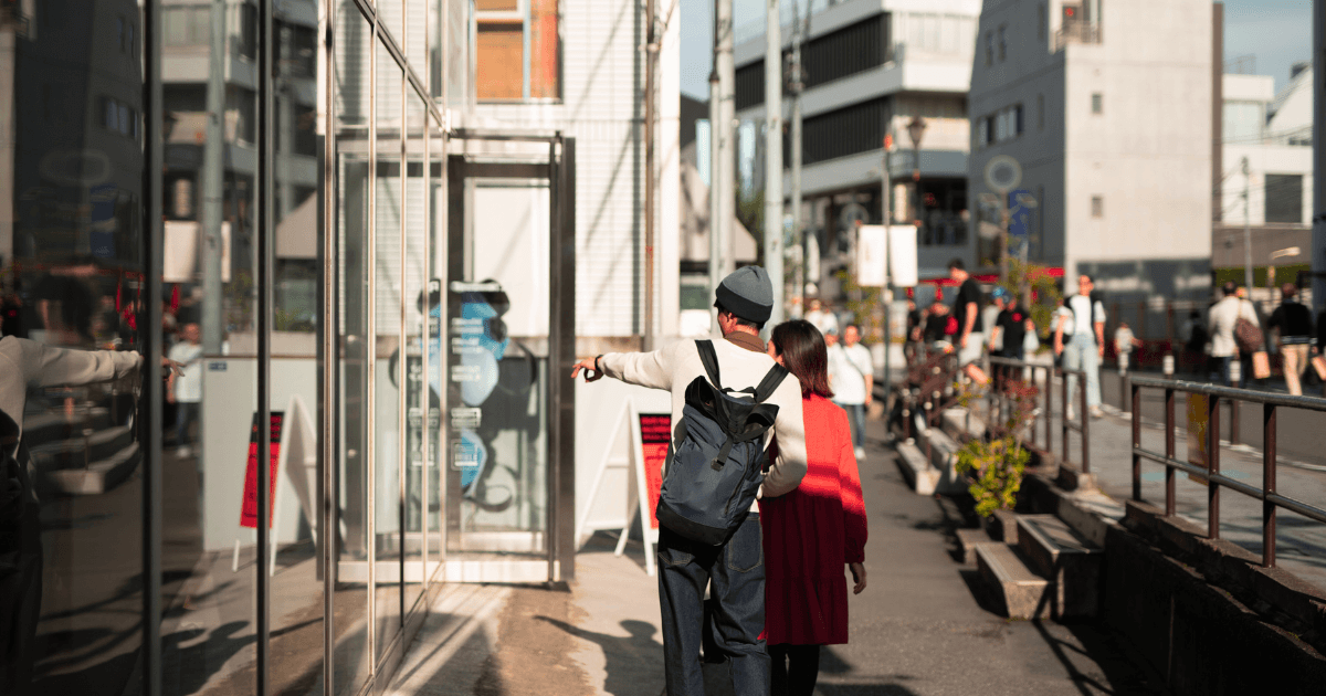 Mobility Data vs. POI Data: How to Choose the Right Data for Site Selection