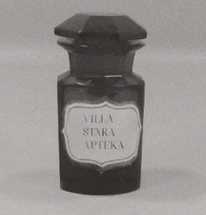 Butelka apteczna dla hotelu Villa Stara Apteka w Srebrnej Górze