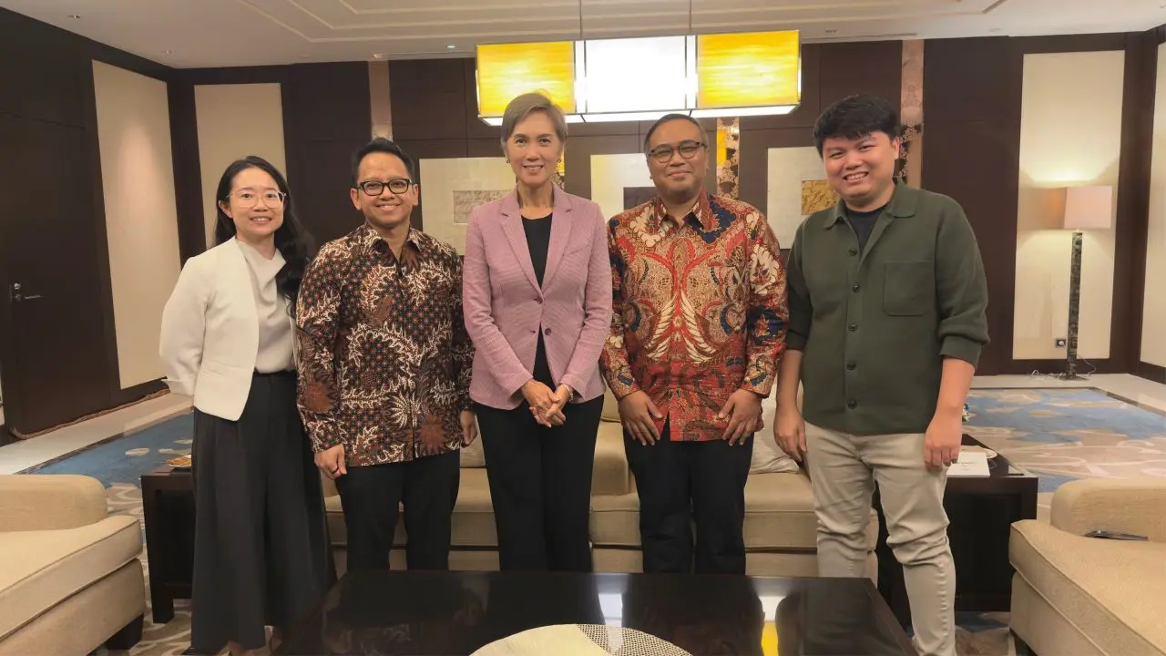 Indonesian AI founders meet Singapore’s digital-development minister