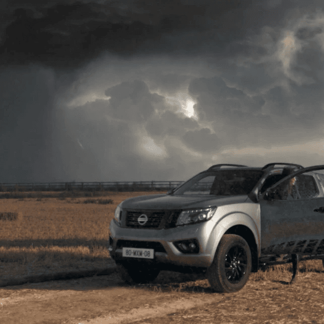 NISSAN NAVARA