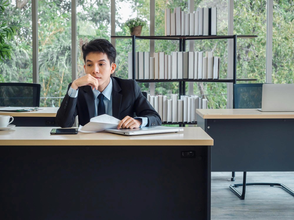 BW Design Centre 是一支擁有16年豐富經驗的專業設計團隊，我們專注於社區設計，致力打造更好社區環境。我們的服務涵蓋多個領域，包括醫療安老、教育空間、NGO非牟利組織、藝術設計、宗教團體、社區美化，以及環保ESG項目。我們透過專業工程和設計方案，從初步概念到完整執行，提供一站式服務，幫助客戶提升品牌形象，實現空間轉型，優化您的社區空間！無論是改善社區設施或推動可持續發展，我們都以創新和實用為本，確保每個項目都帶來實質價值。