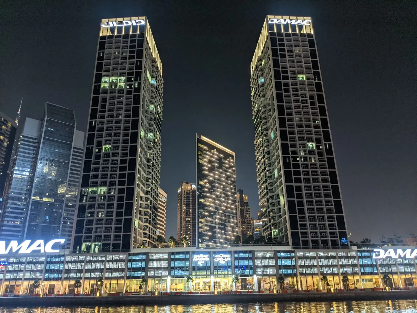 Damac Maison Prive Towers