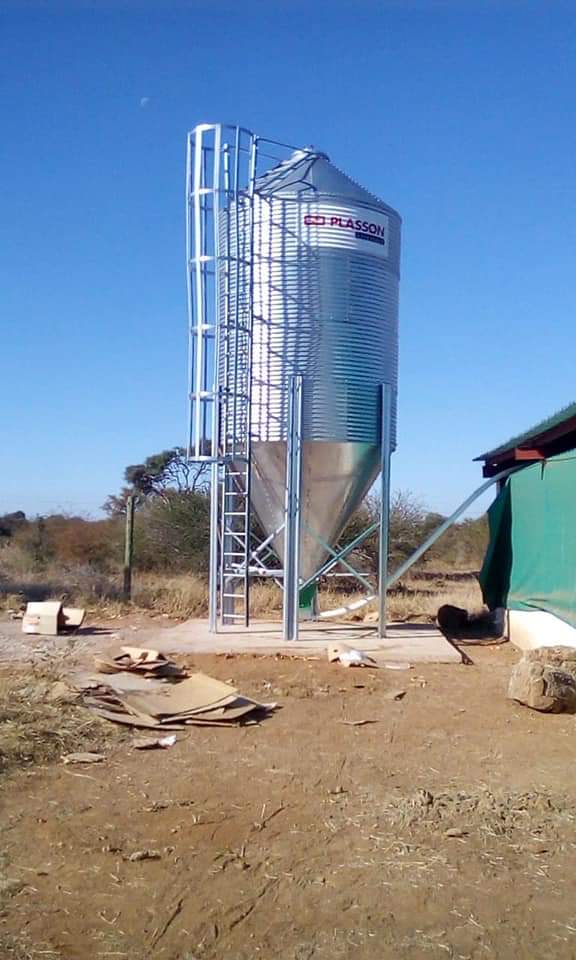 Feed silo at the Moiletswane broiler facility.