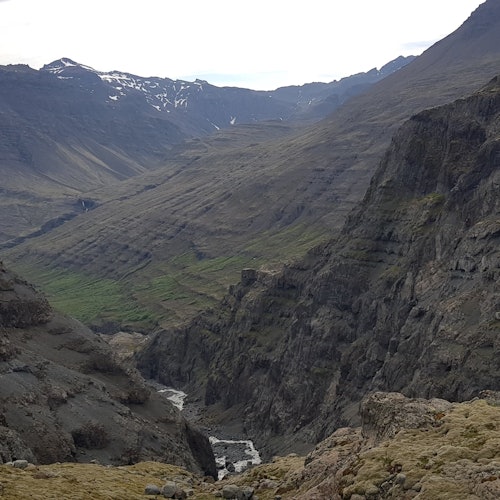 Utsikten på vei opp til breen