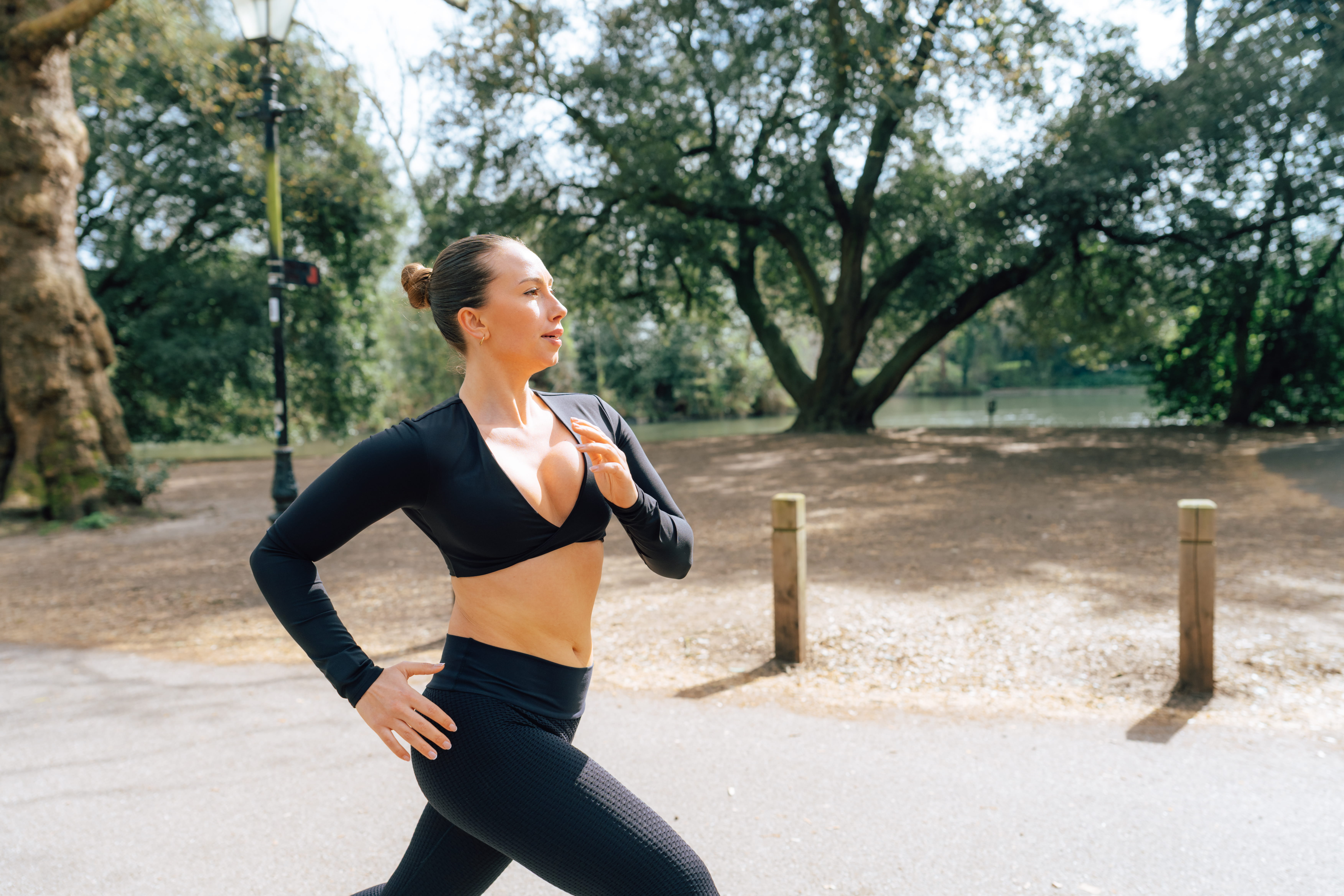 woman running - How to Avoid Feeling Sleepy After a Workout