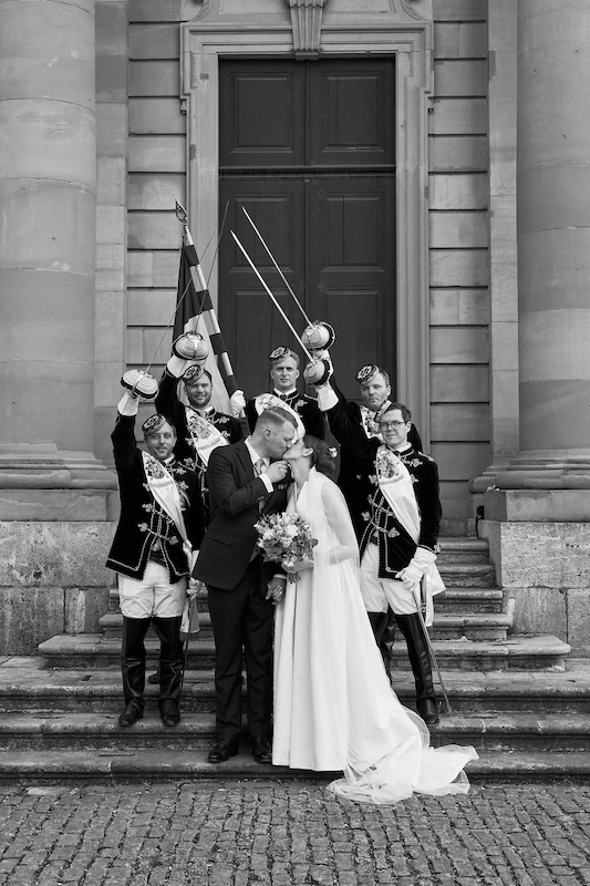 Wedding couple holding hands – Fine Art Photography Eva Sitko