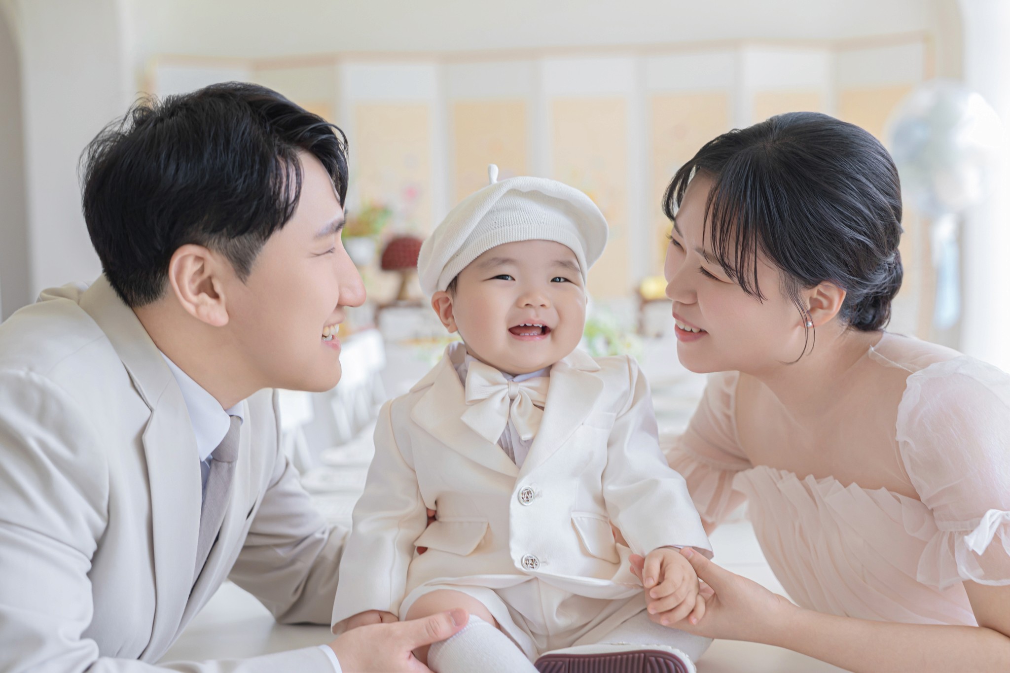 용인 엠마맨션 돌스냅 촬영 후기 | 러빈제이스냅이 담아낸 감성 야외정원