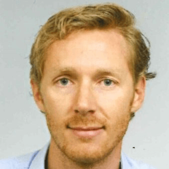 Xavier Platteel Headshot