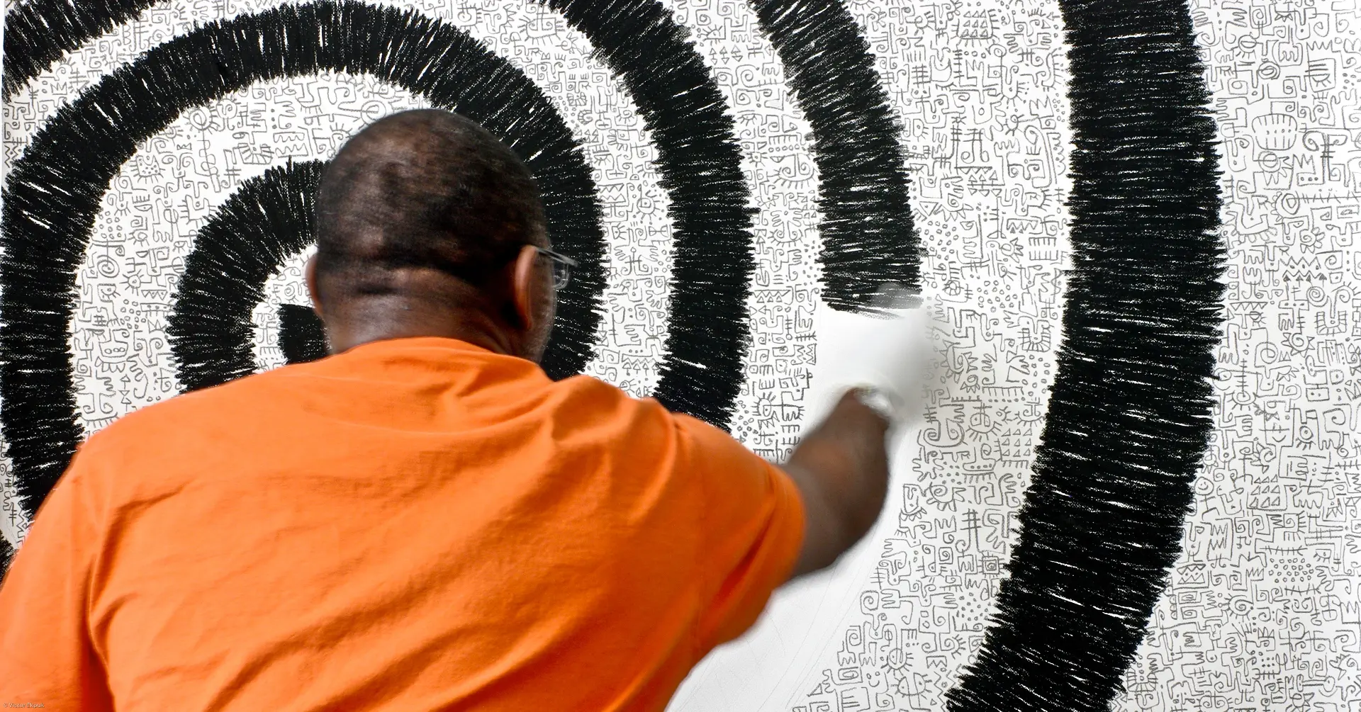 Composition No. 3
(2009). Pastel and graphite
on paper. 50 in. × 50 in.
In collection of
Smithsonian Institution
National Museum of
African Art