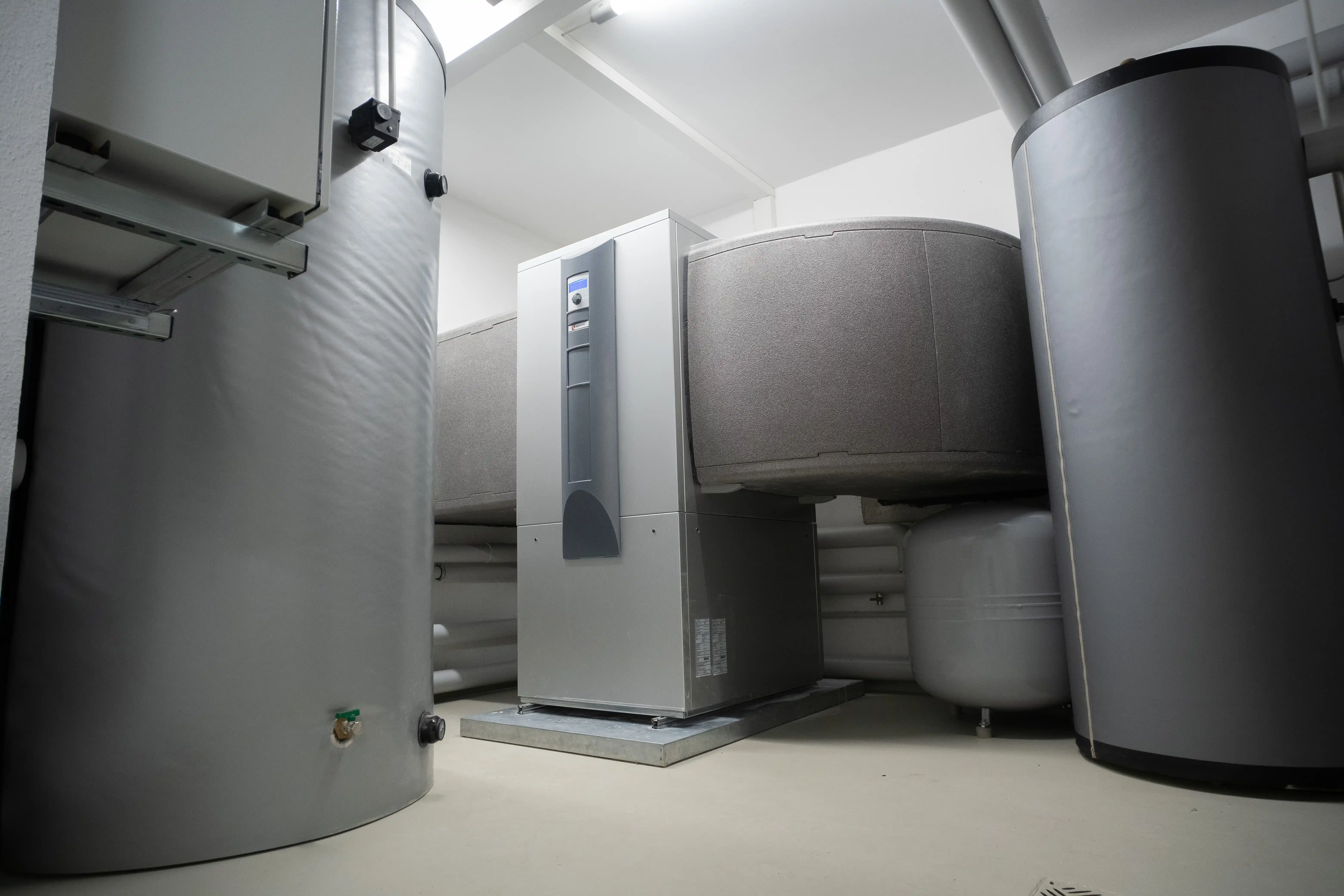 Heat pump cooling