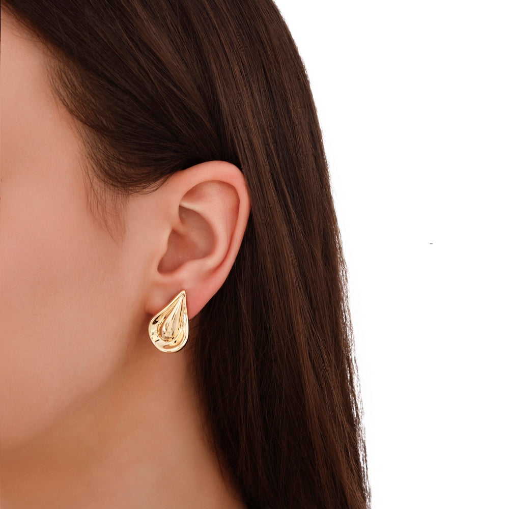 Assos Pırlanta 14 Ayar Altın Şık Ve Modern Tasarım Küpe