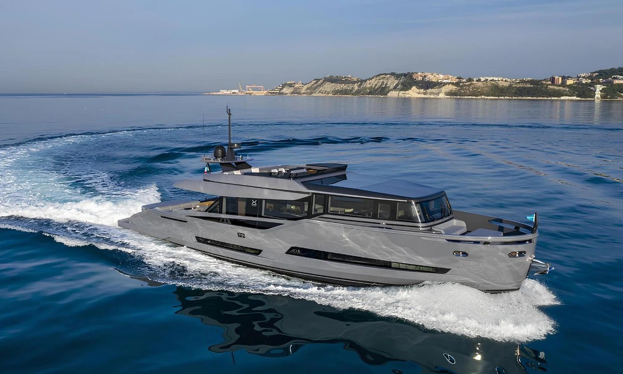 26m HAZE built by Extra Yachts 