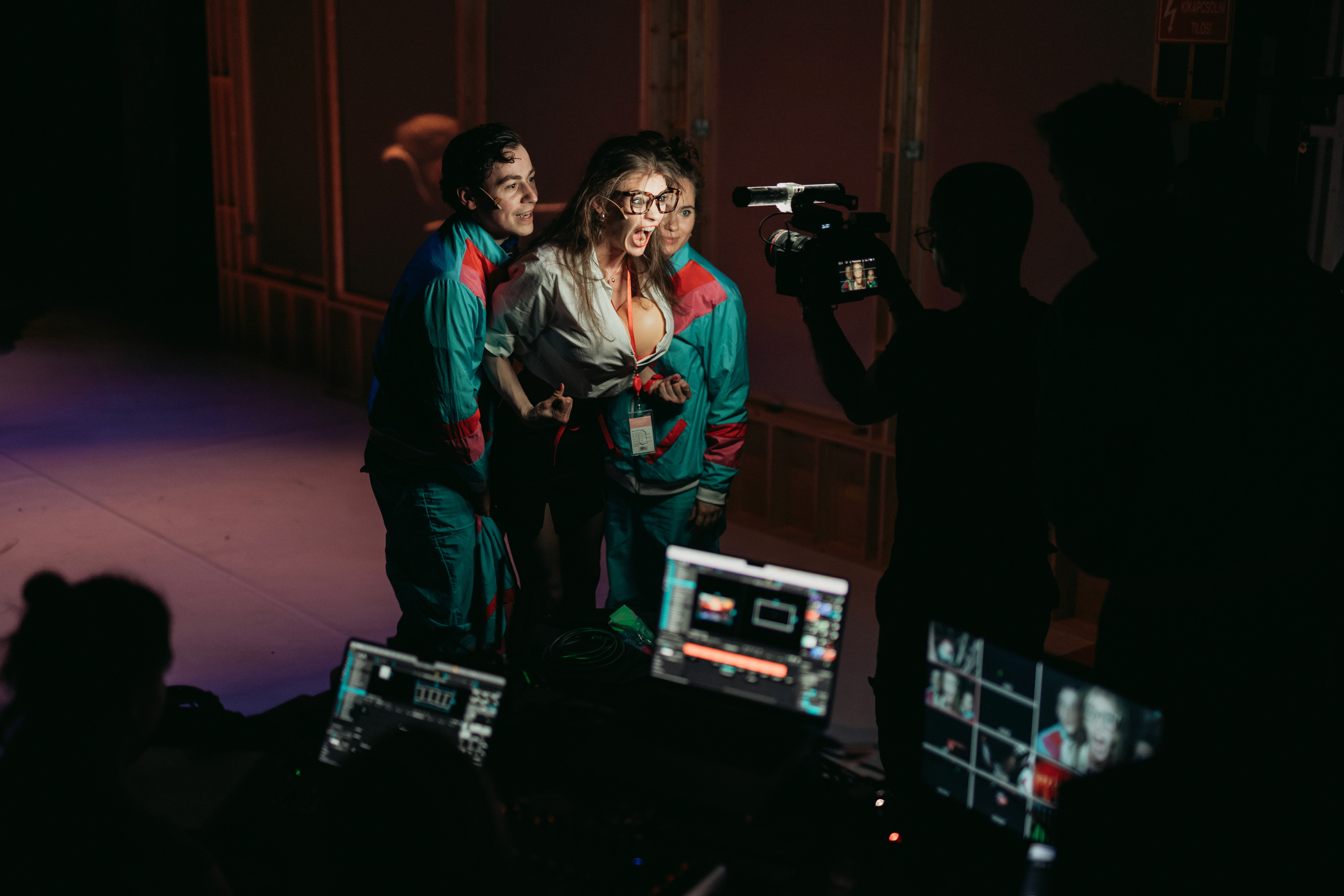 Rezes Dominika, Szacsvai István és Kozma Veronika a Fukuyama után főpróbáján.