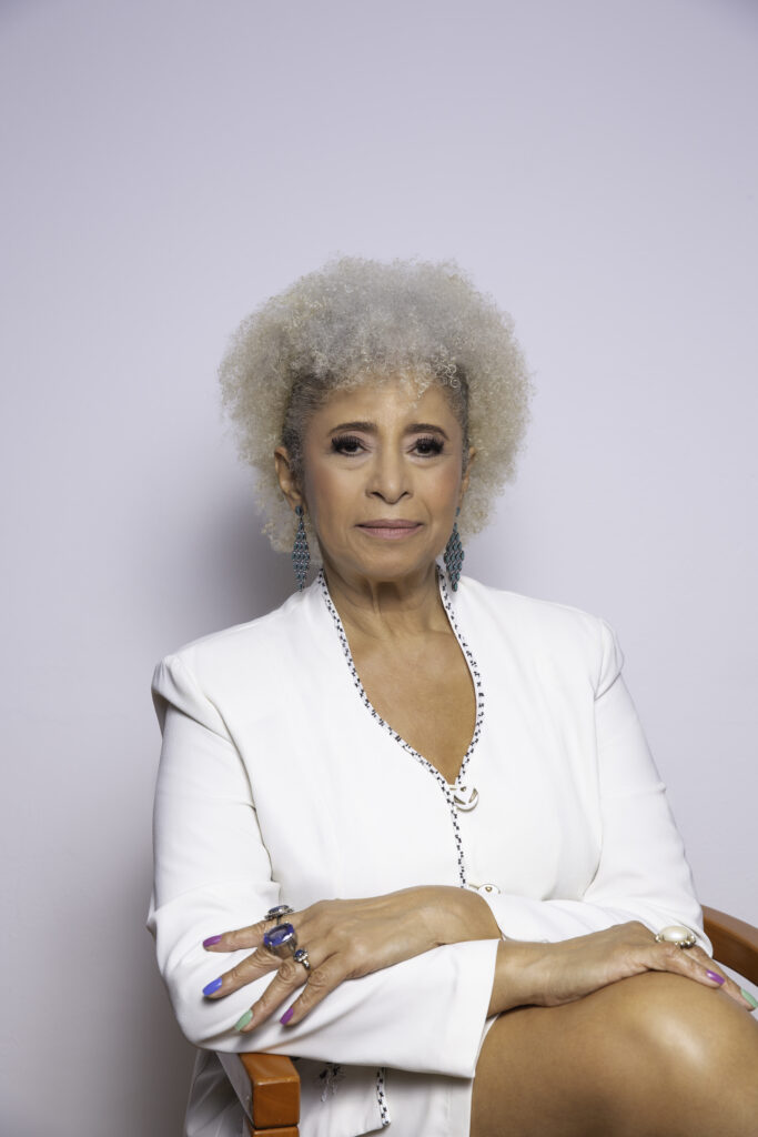 Sônia Guimarães