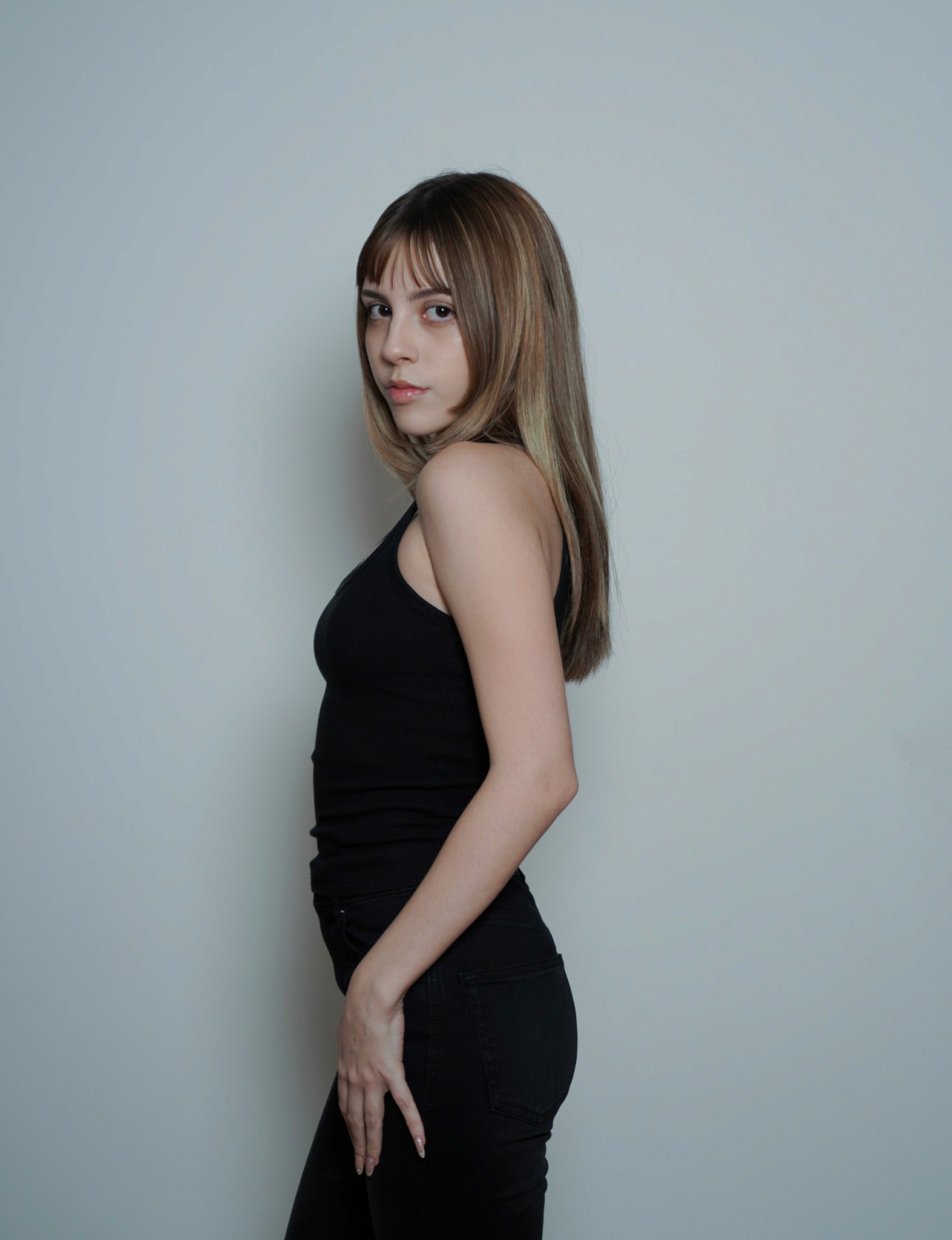 Valeria Valdéz — 4