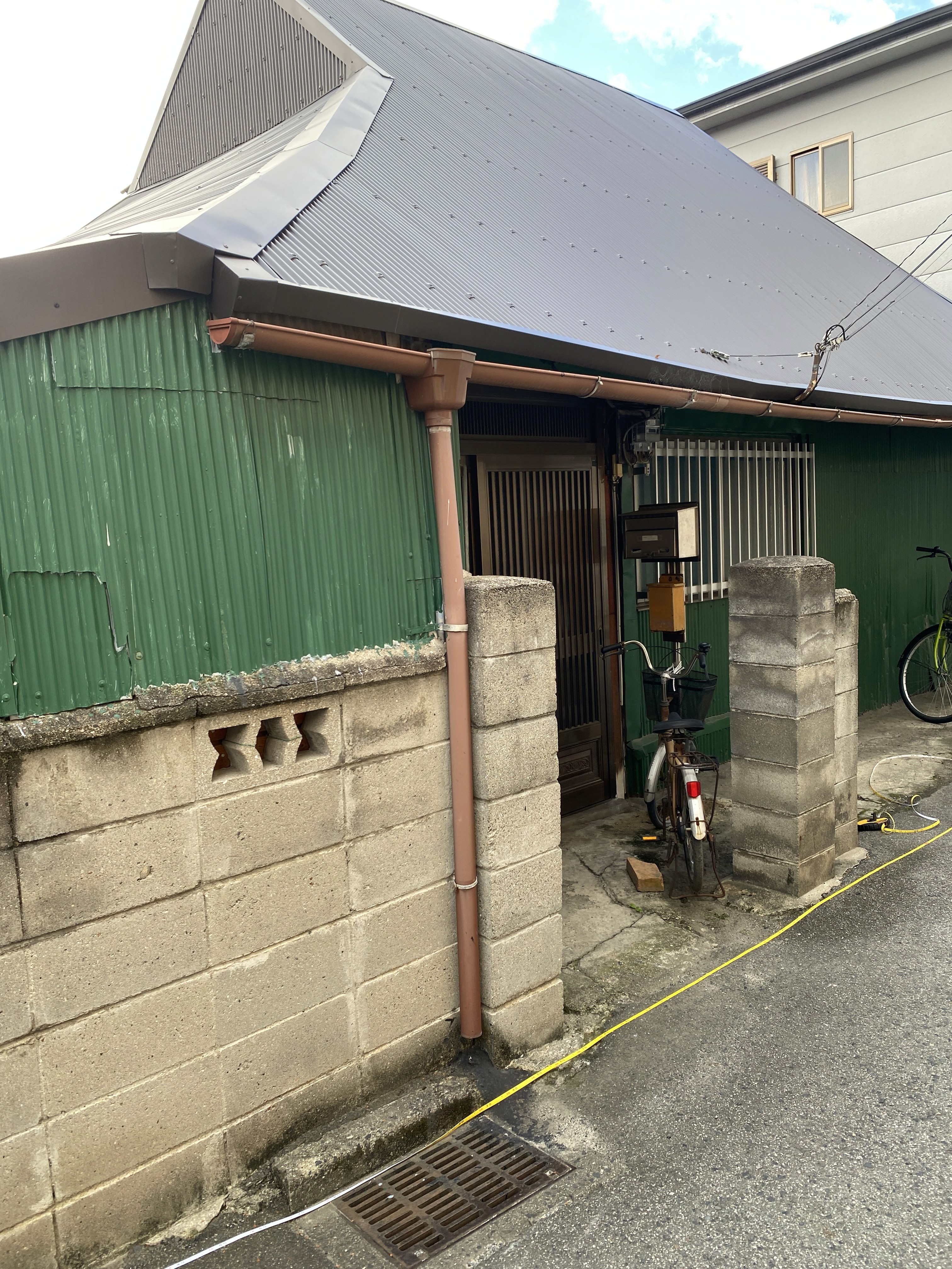 東大阪市の外壁塗装と屋根塗装の施工写真