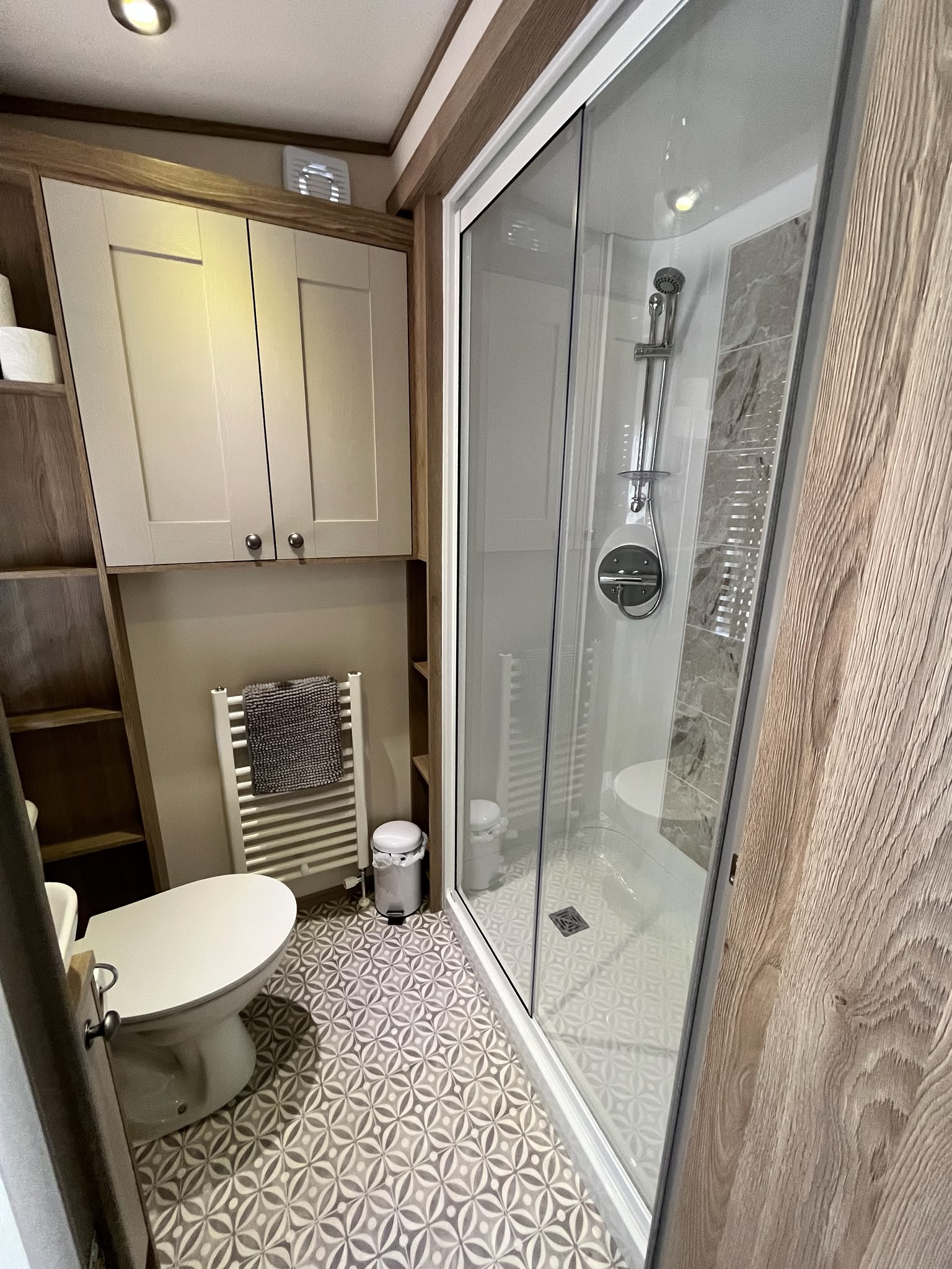 The ensuite bedroom leading from the Master bedroom at Sidlaws rest 