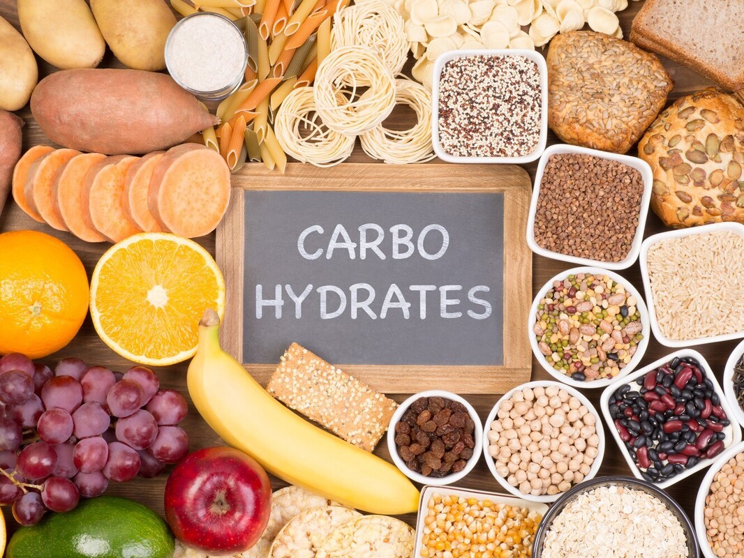 how many carbs a day to lose weight
