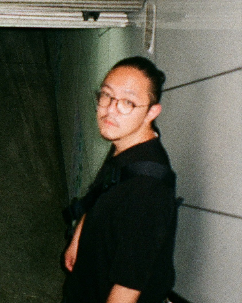 a person wearing a baseball cap