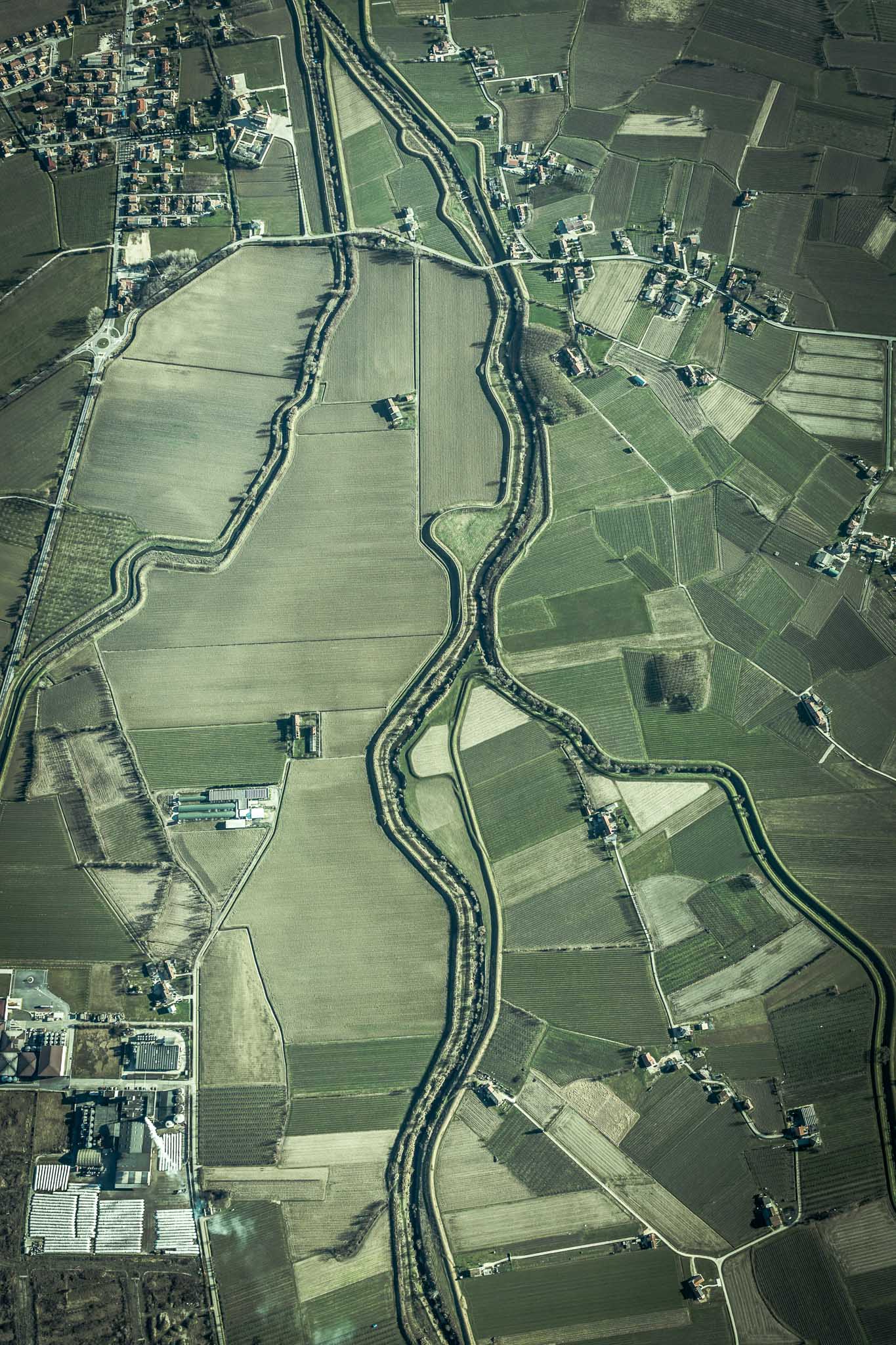 Territorial anchoring