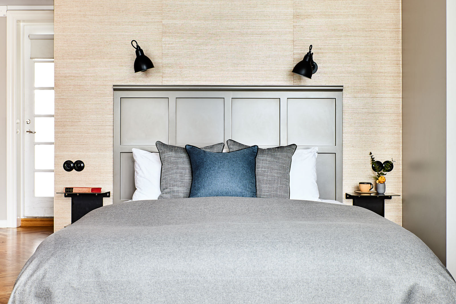 A deluxe room