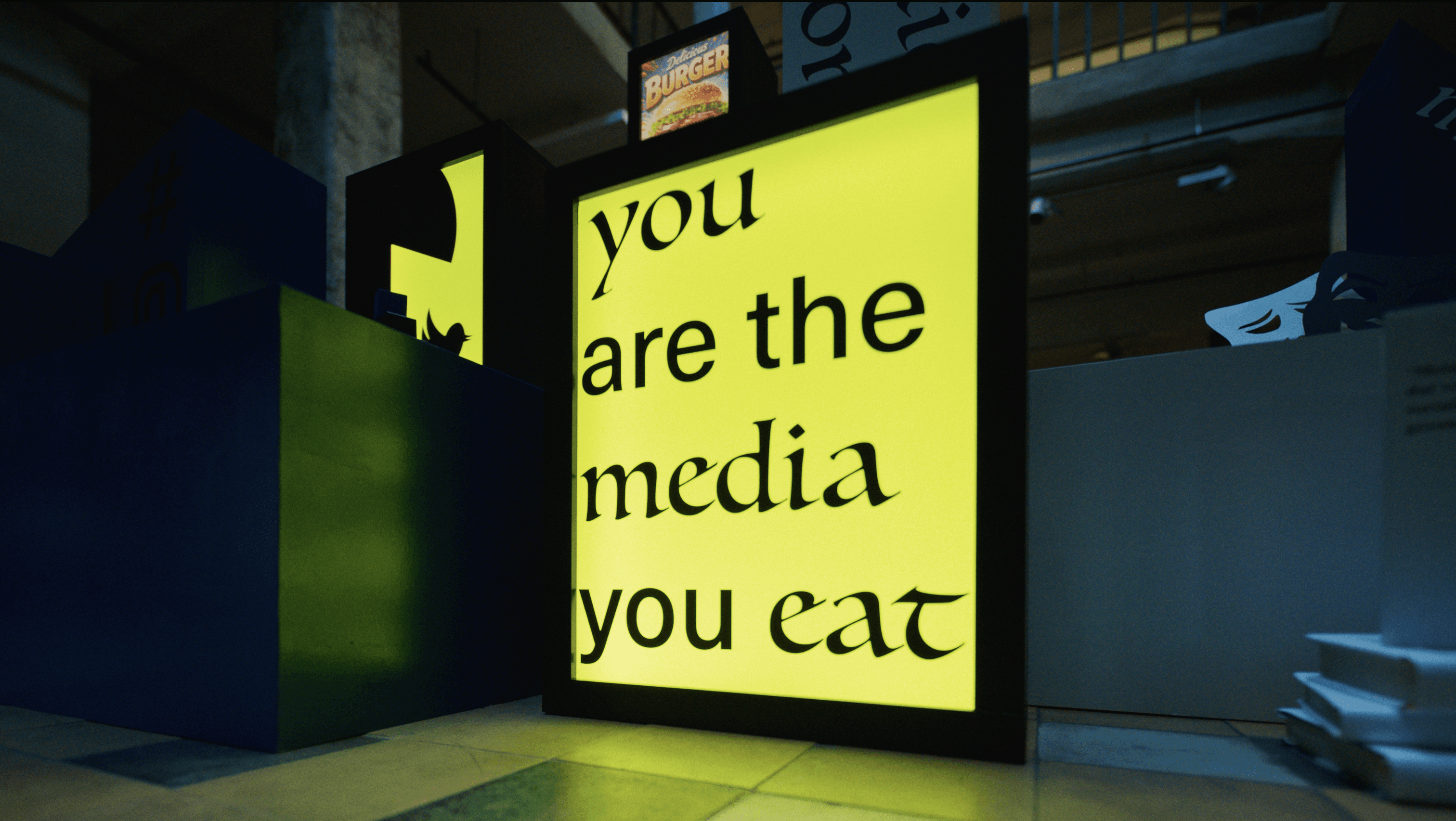 Here comes the alt text