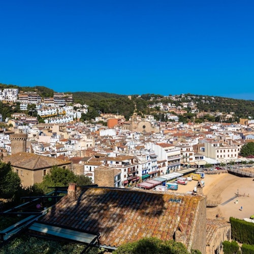 托萨和洛雷特德马尔