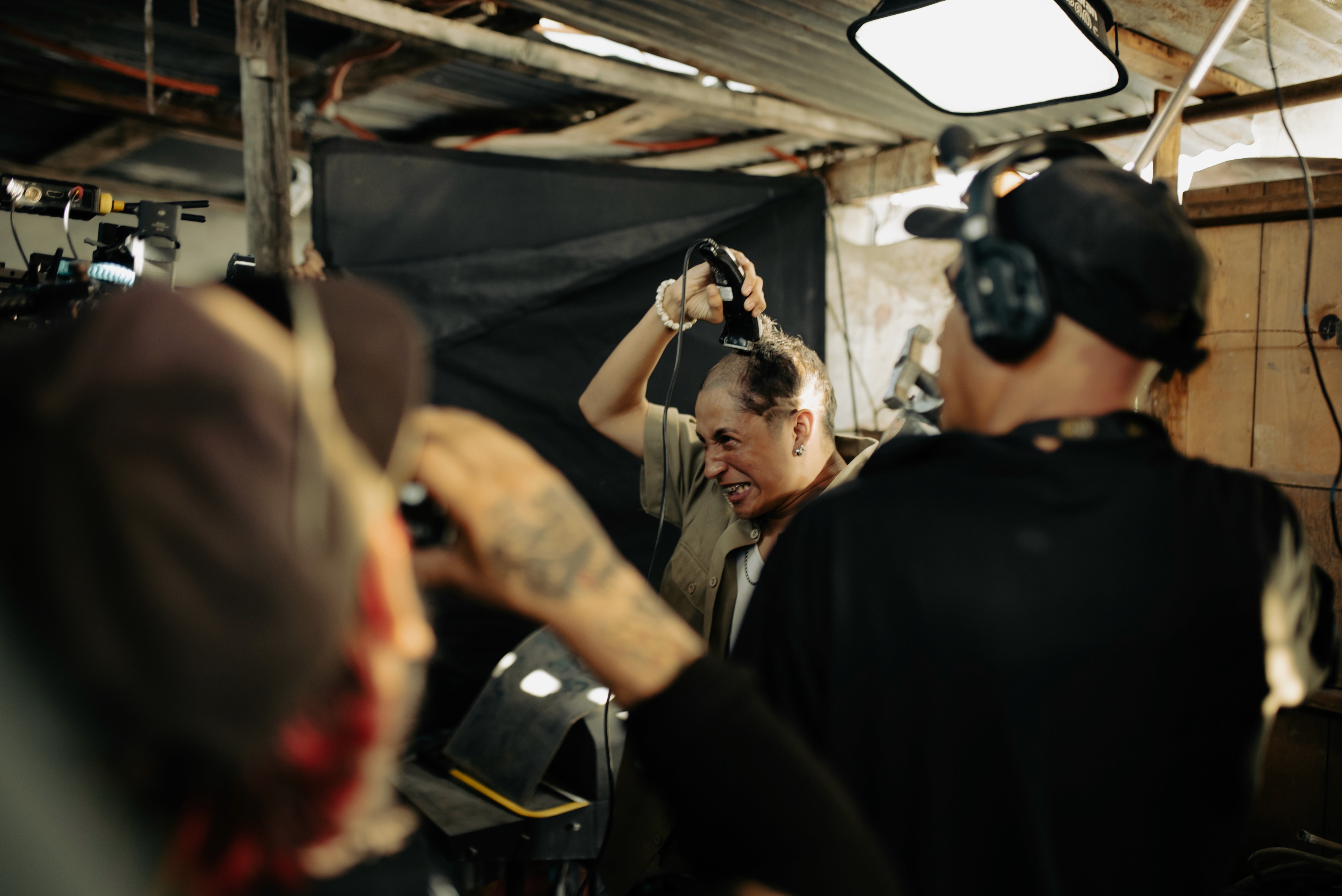 A technical look at the lighting setup for "Perro Lobo," where the Antimateria Films team precisely shapes contrast and texture to suggest an unvarnished reality.