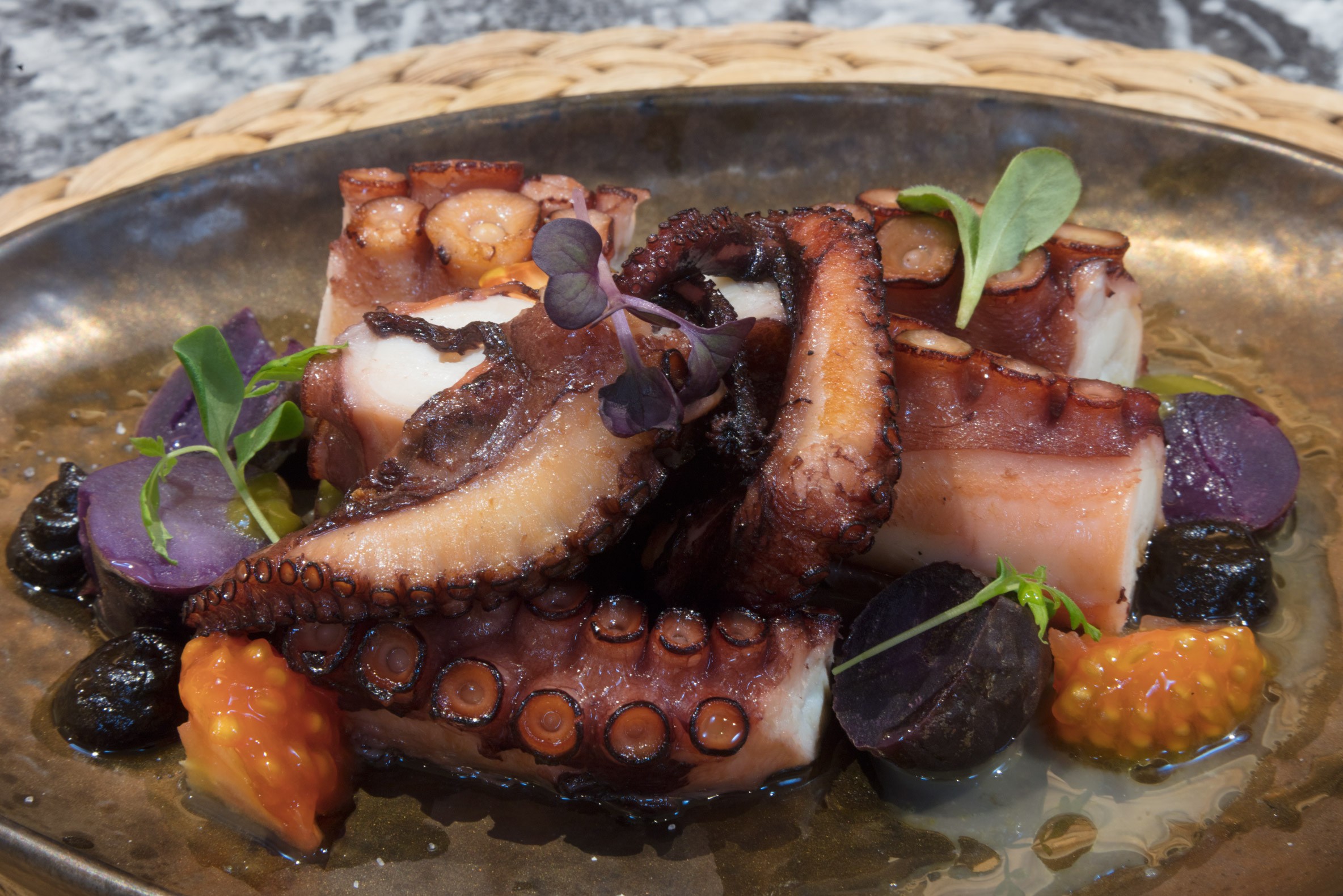 Neon Edge: Futuristic Cyberpunk