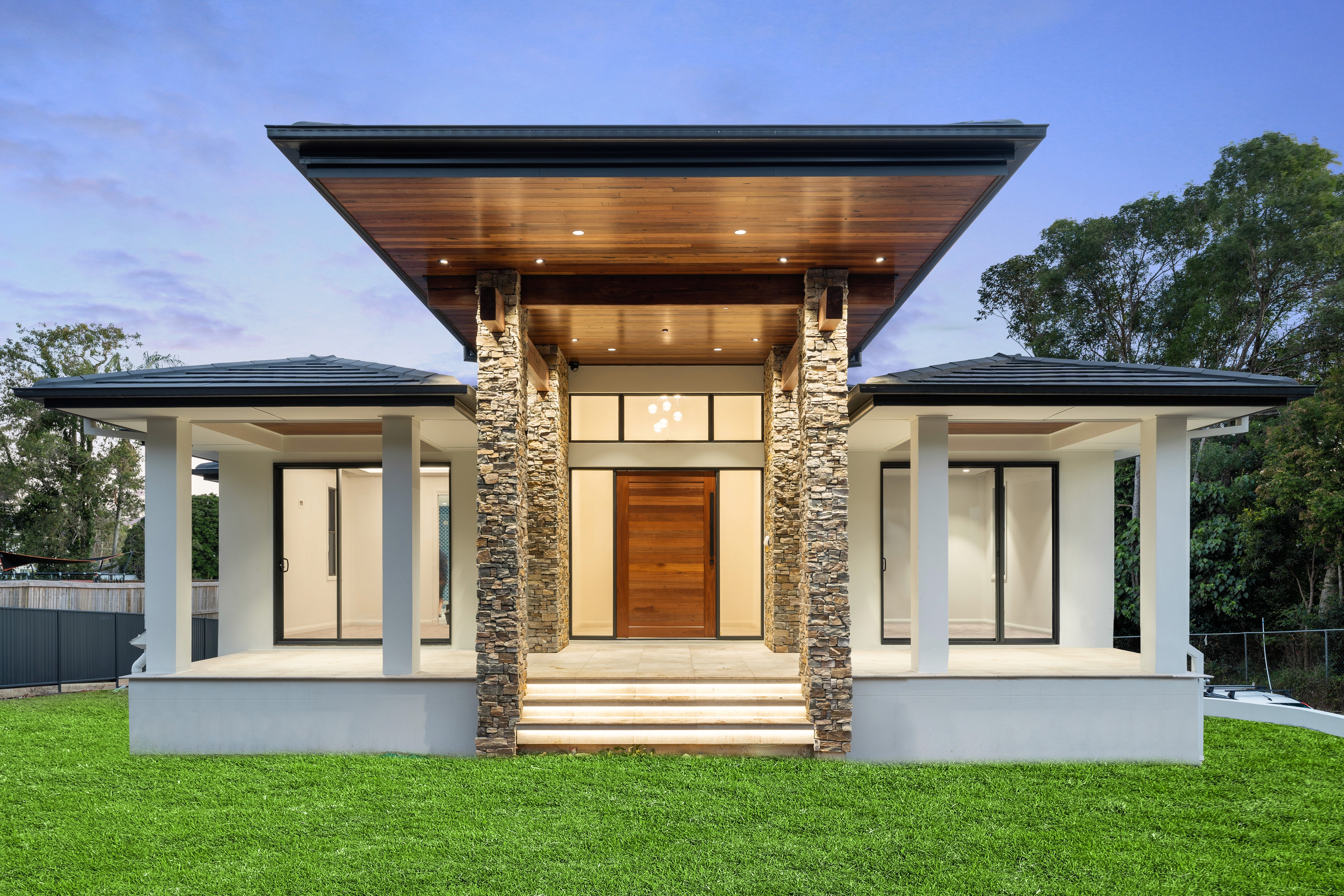 Premium custom home facade by boutique builders Brisbane Flascon Construction Group