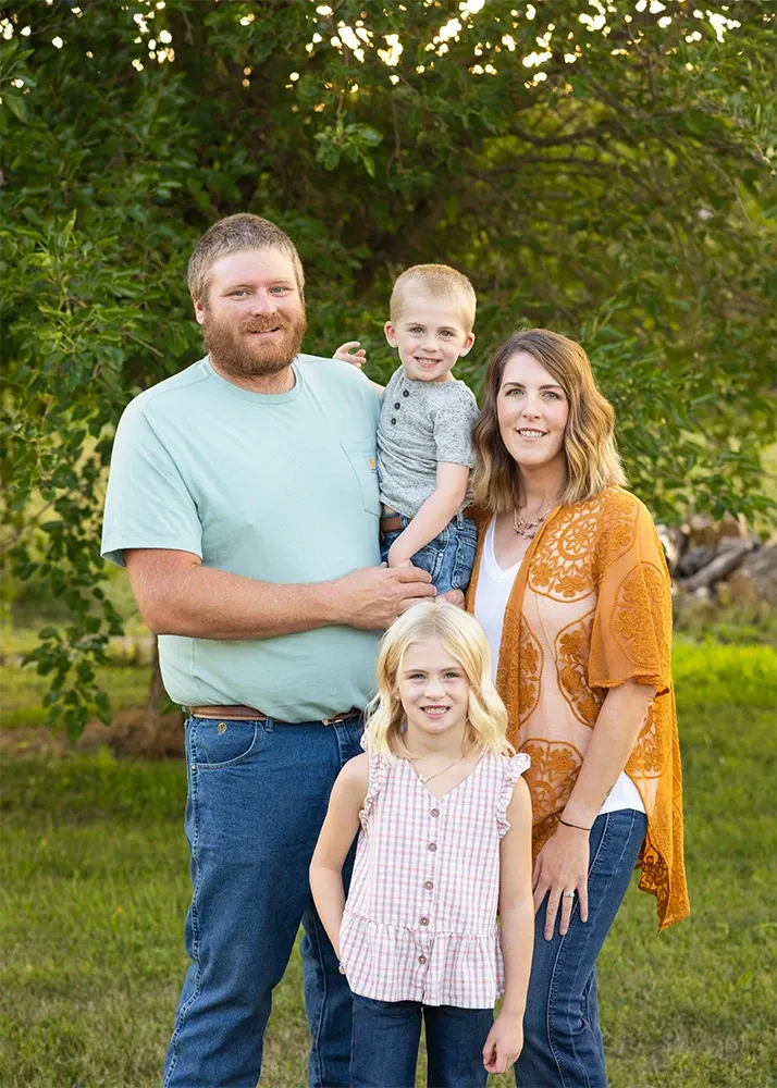 Family photo by Kelsey Lynn Photography