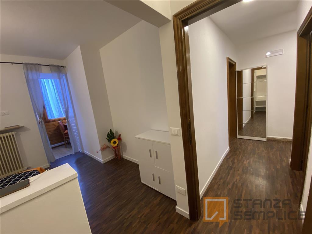 10 sqm room in Via SANTA MARIA, Rovereto