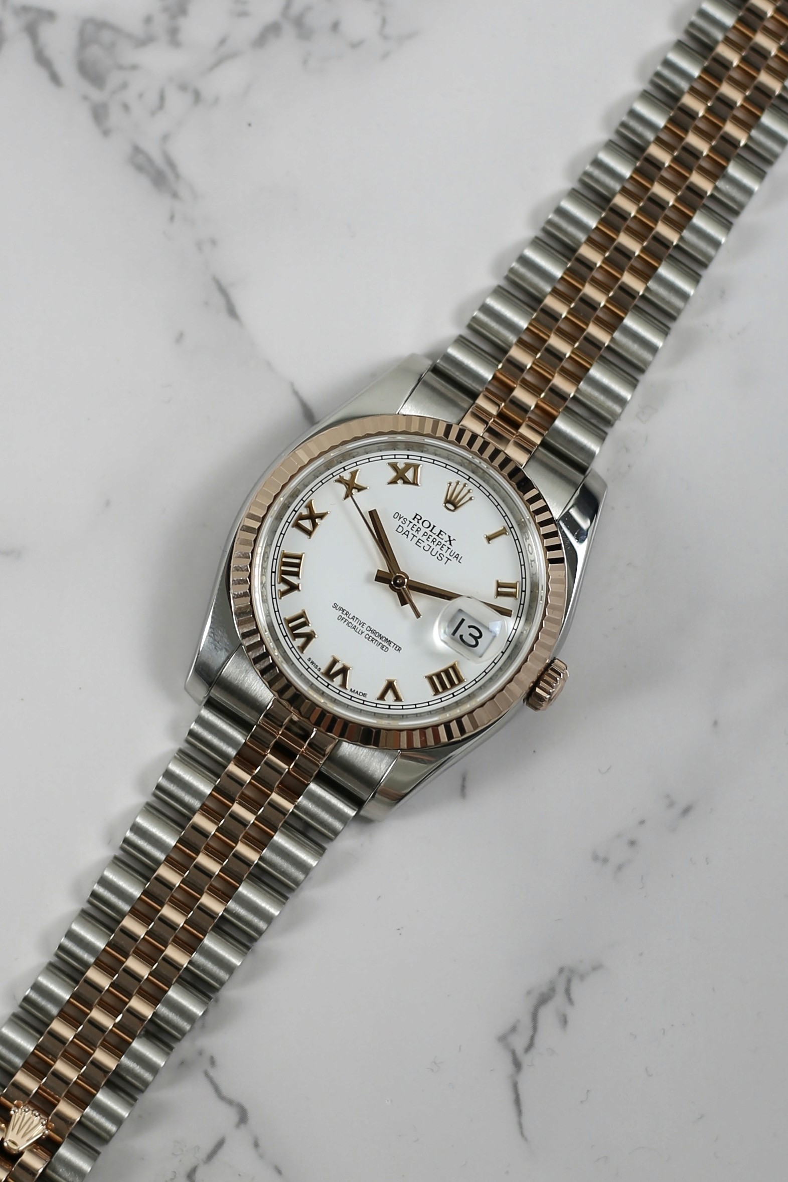 DATEJUST WHITE ROMAN HIDDEN CLASP 18K EVEROSE GOLD BEZEL