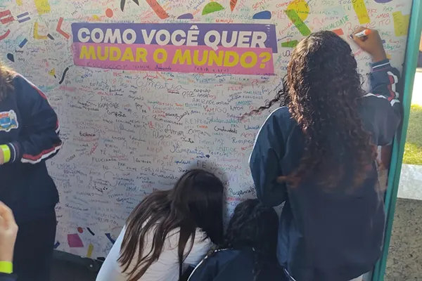 Estação 'Mude o Mundo LAB'.