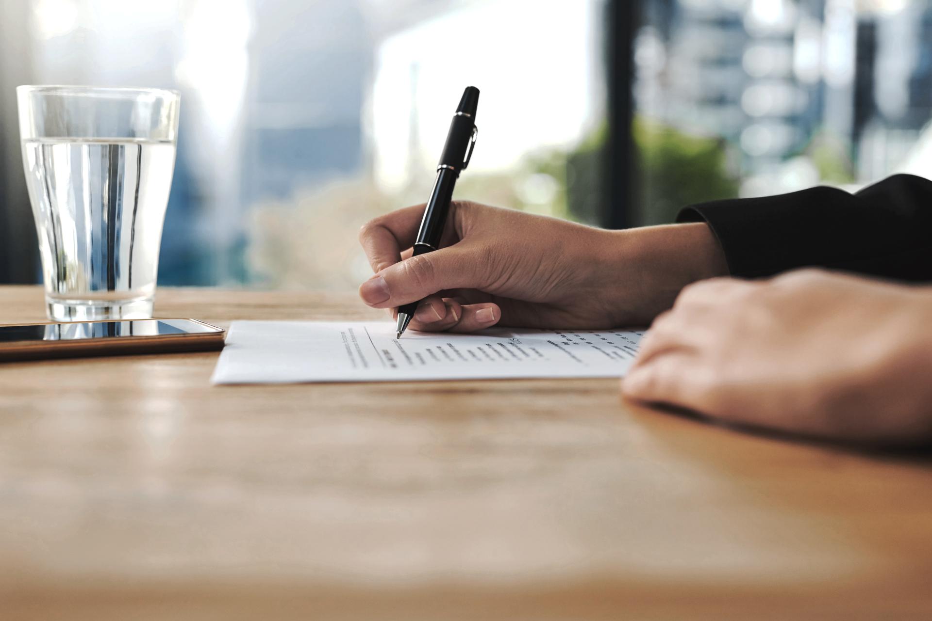 Czas pracy w umowach cywilnoprawnych – fakty, mity i ryzyka prawne