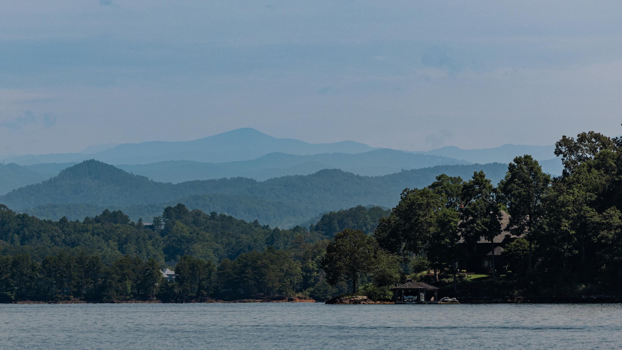 Lake Keowee - Blue Ridge Mountains