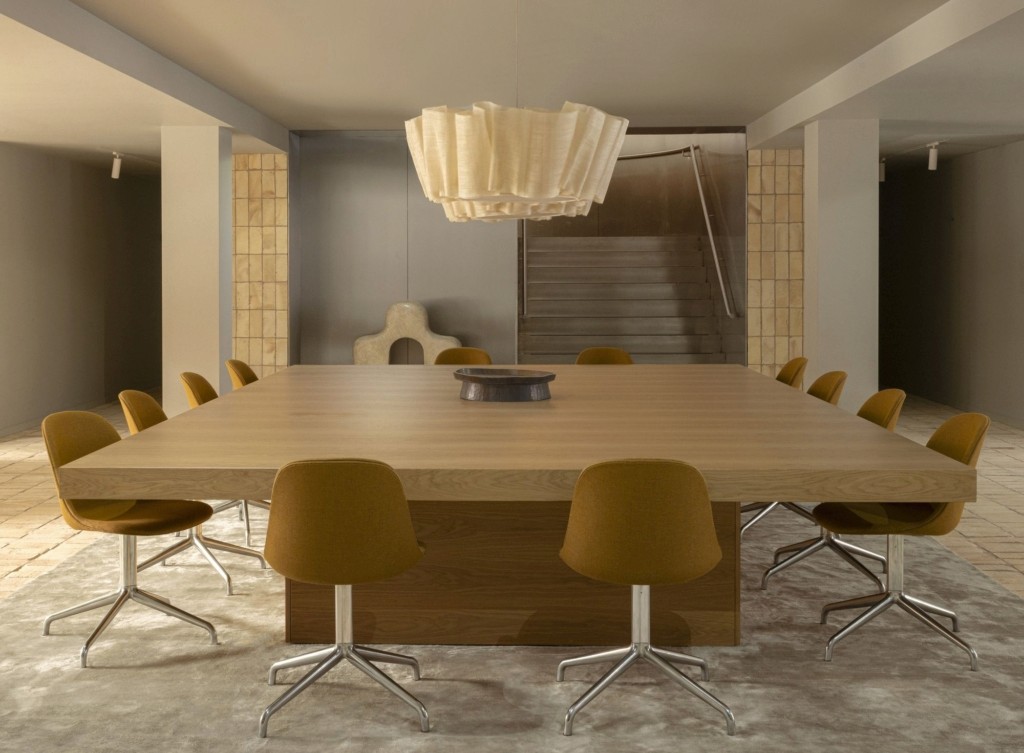 thi-cong-van-phong-tron-goi