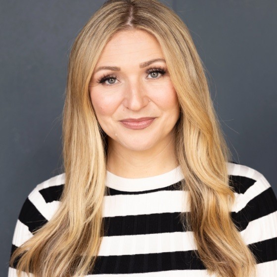 photo of lauren from chicago makeup school