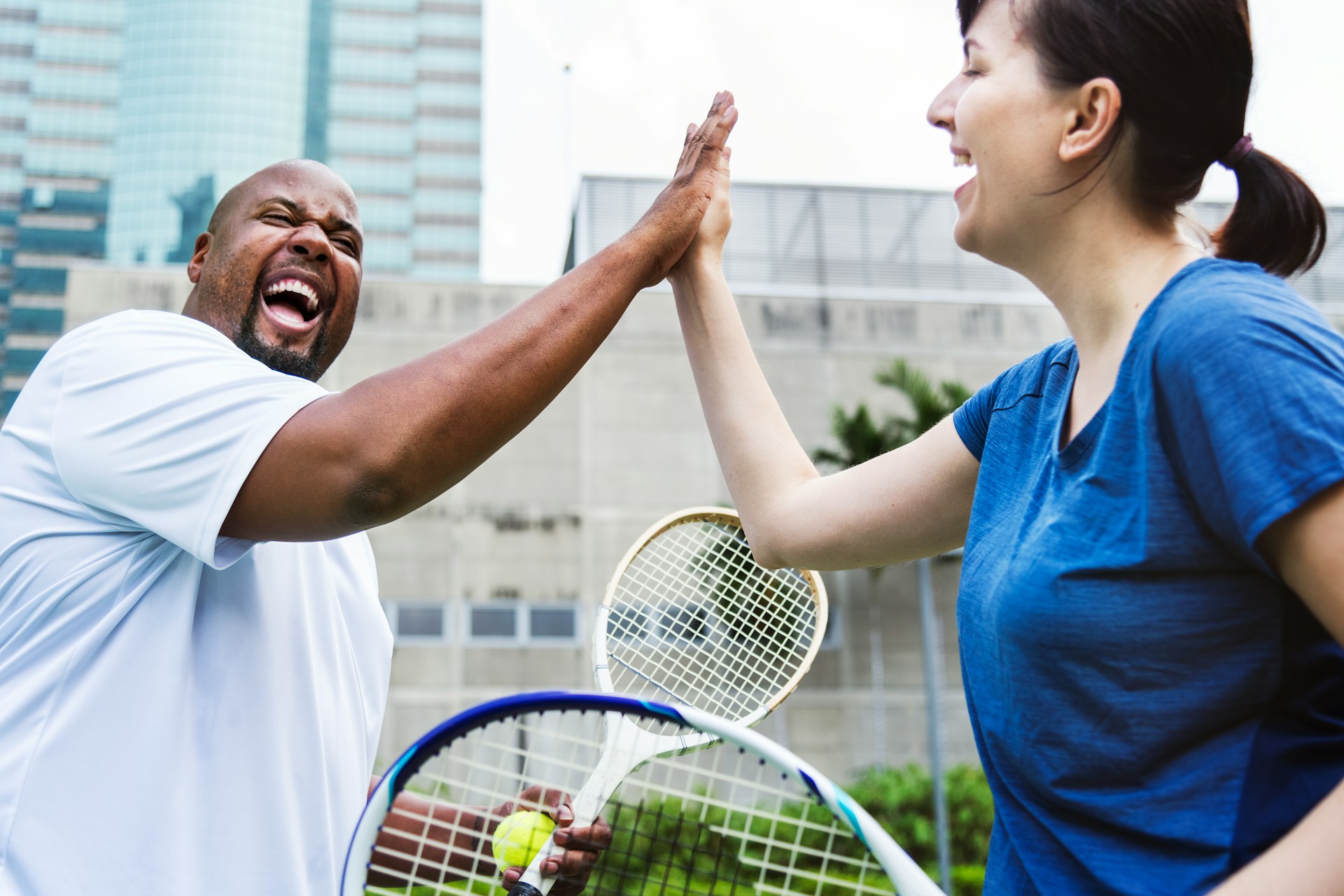 How to Play Padel: Complete Beginner’s Guide to Rules, Scoring & Techniques