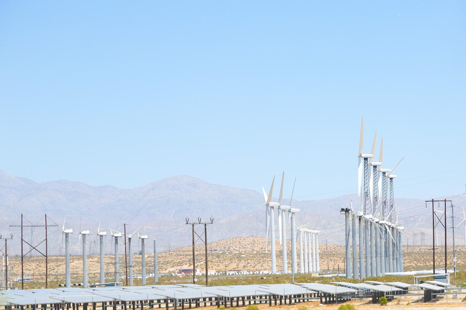 Wind farm — High-tech climate solutions