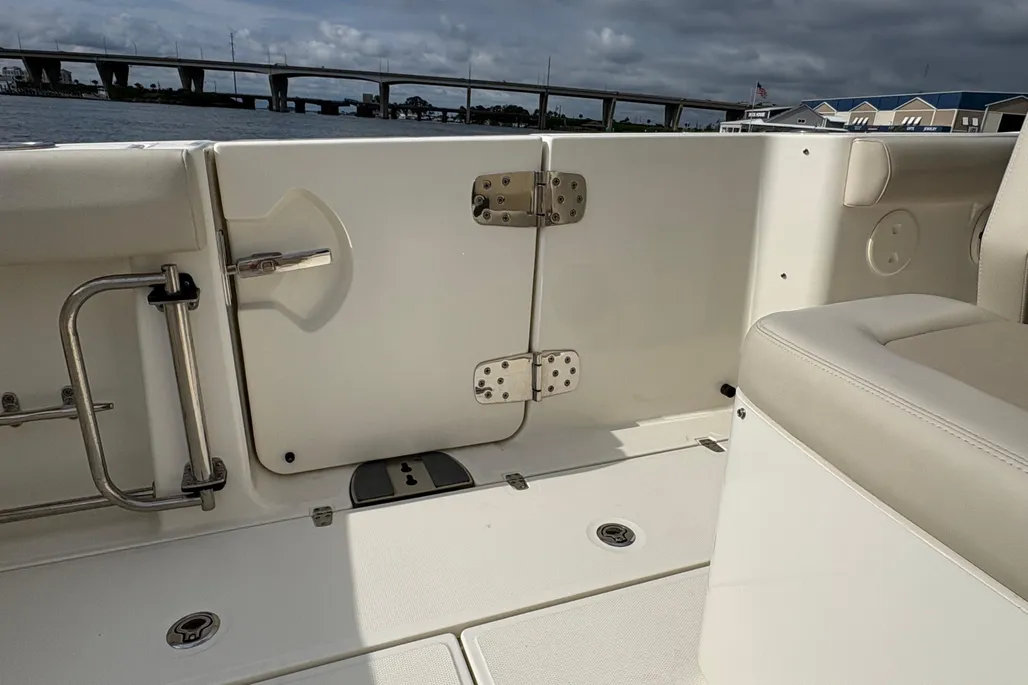 Boat thumbnail 8