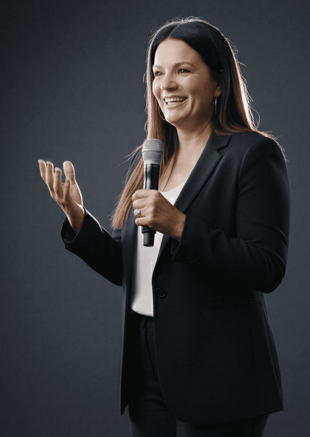 Lily speaking at a Vision Australia event